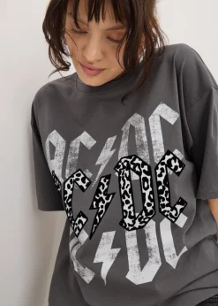 T-Shirts><noscript><img width=