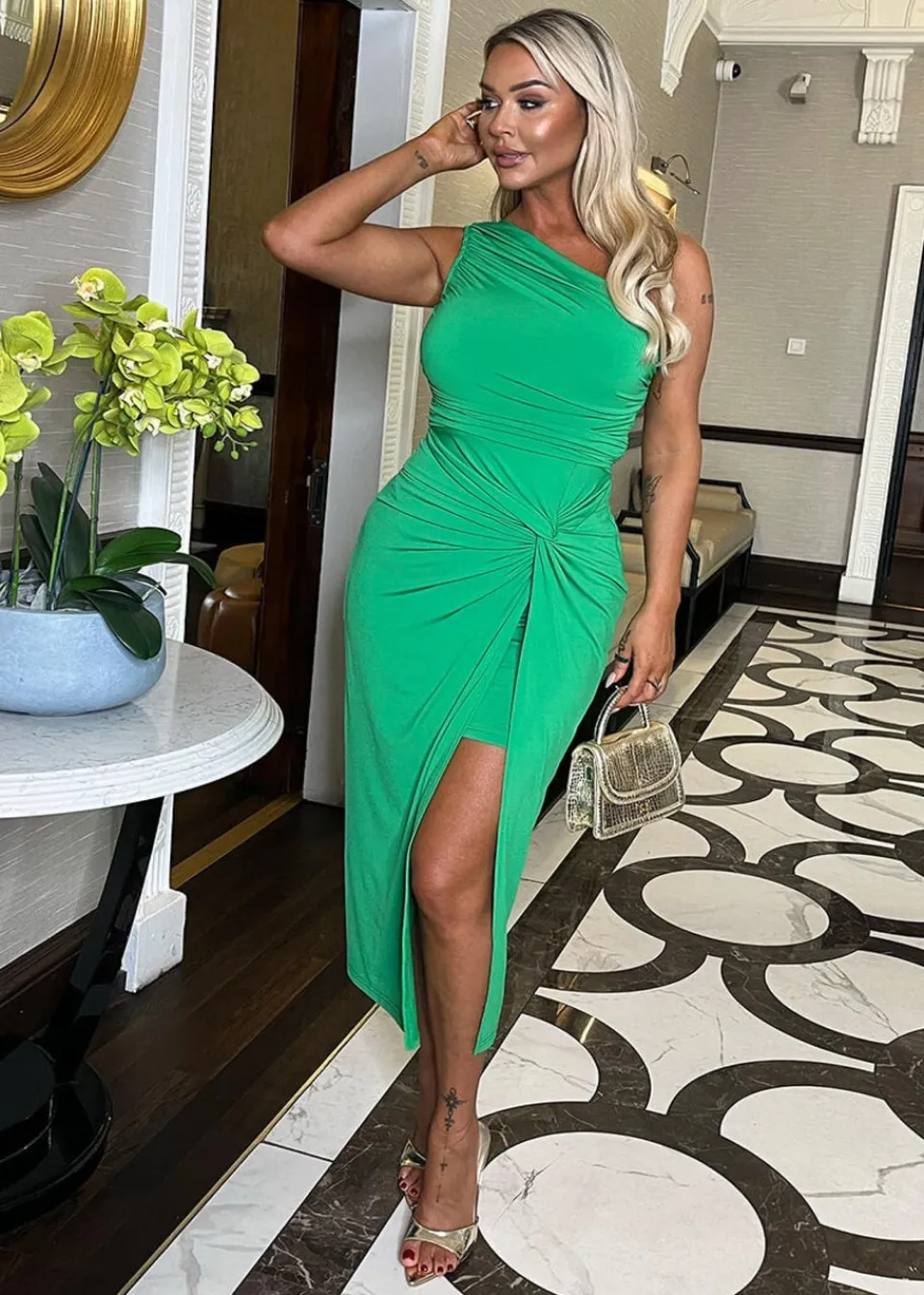 Dresses>AX Paris One Shoulder Knot Skirt Midi Dress Green