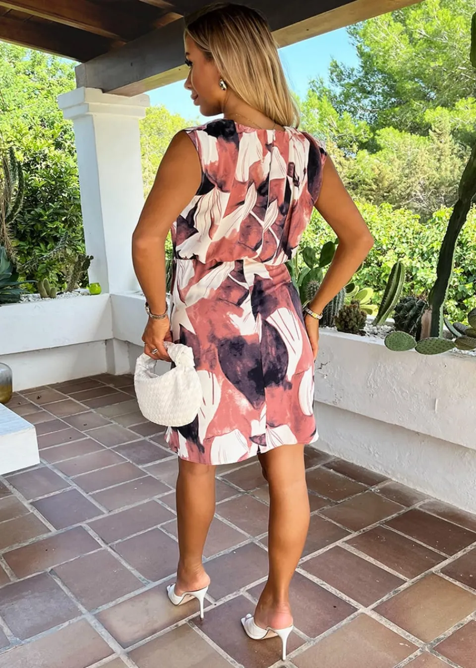 Dresses>AX Paris Multi Floral Print Round Neck Mini Dress