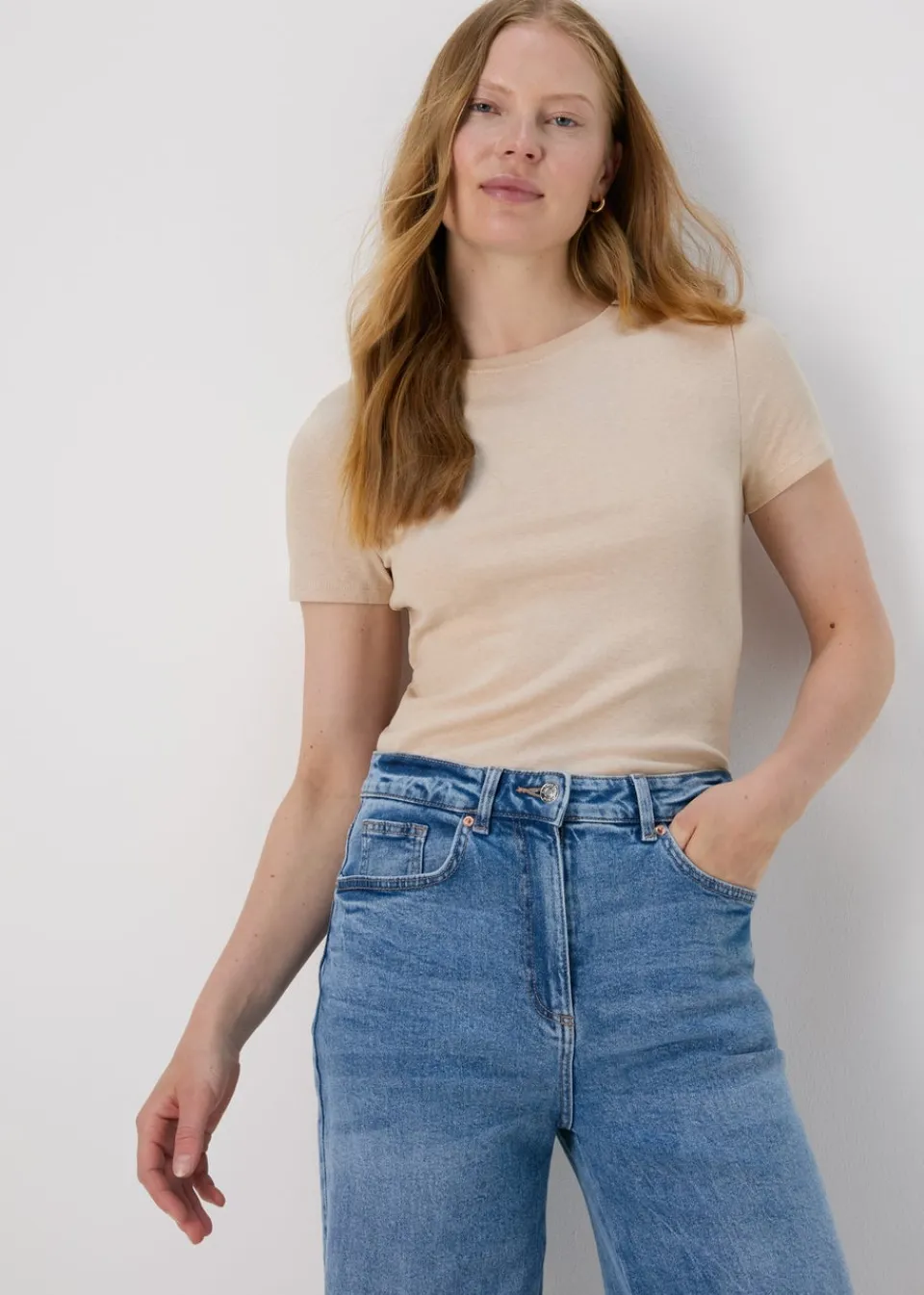 T-Shirts>Papaya Beige Fitted T-Shirt