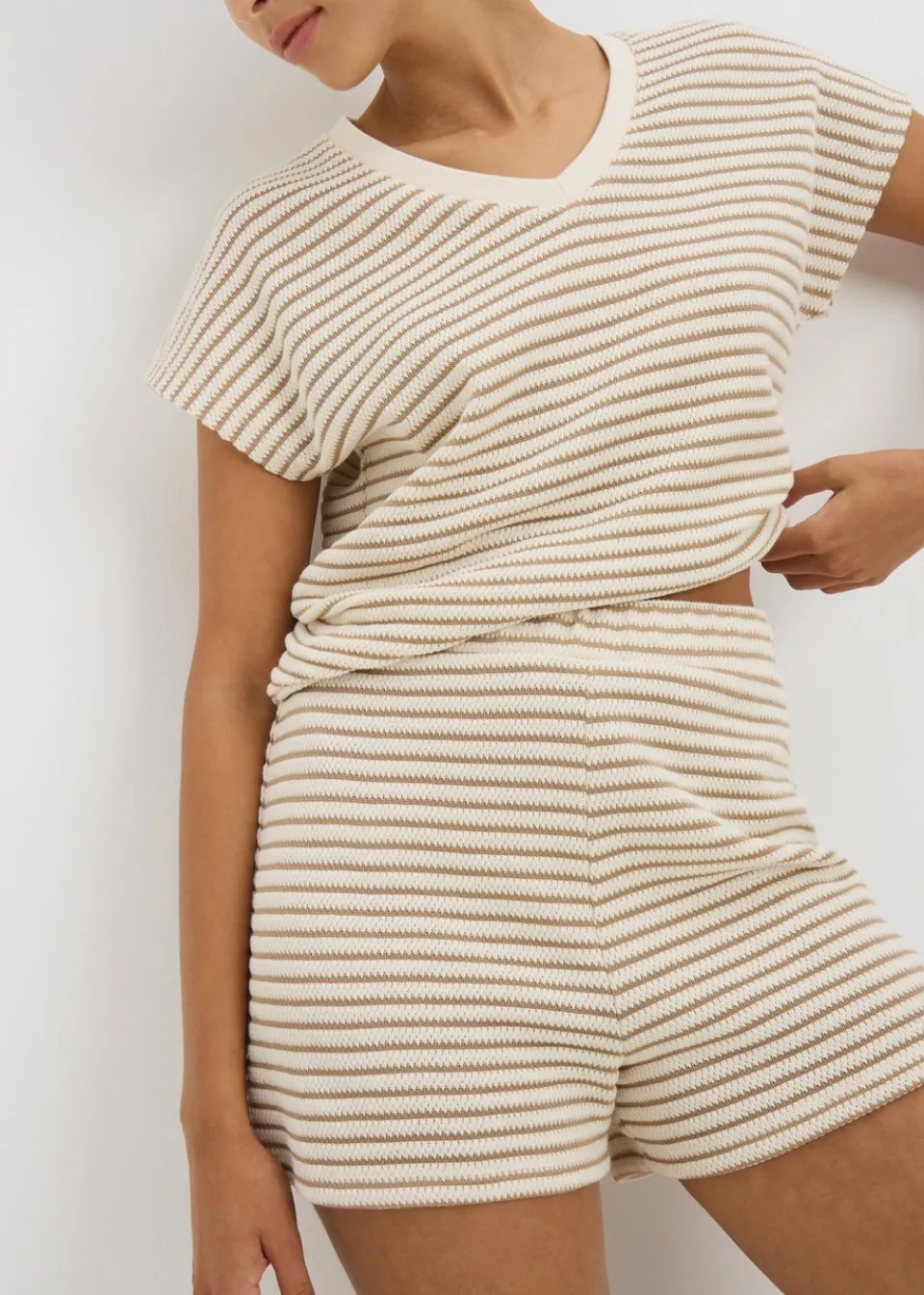 Shorts>Papaya Beige Stripe Textured Co Ord Shorts