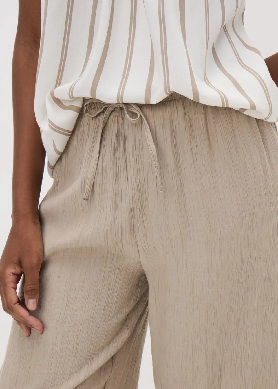Trousers>Papaya Textured Wide Leg Trousers Beige