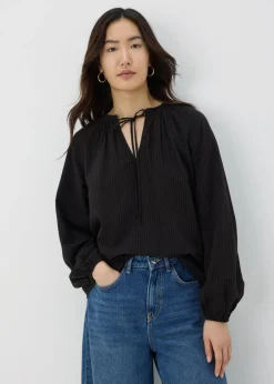 Blouses & Shirts>Papaya Black Boho Tie Neck Blouse