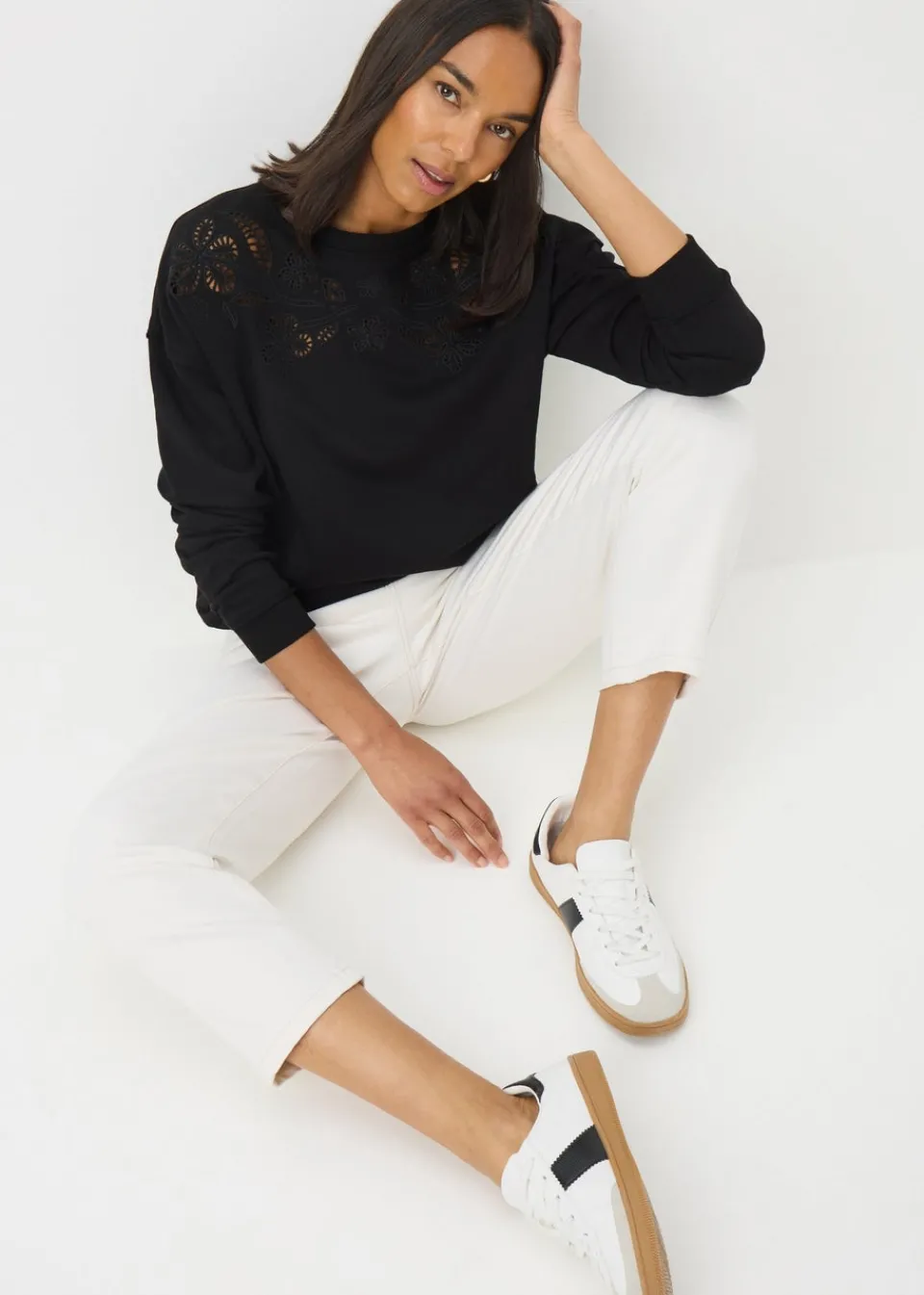Tops>Papaya Black Cutout Floral Sweatshirt