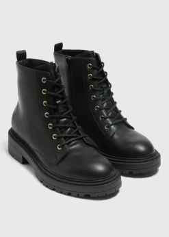 Footwear> Lace Up Boots Black