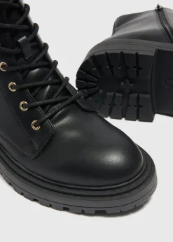 Footwear> Lace Up Boots Black