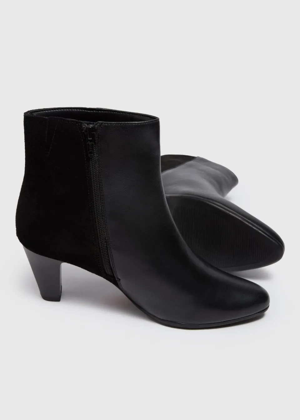 Footwear> Black Leather Almond Toe Heeled Boots