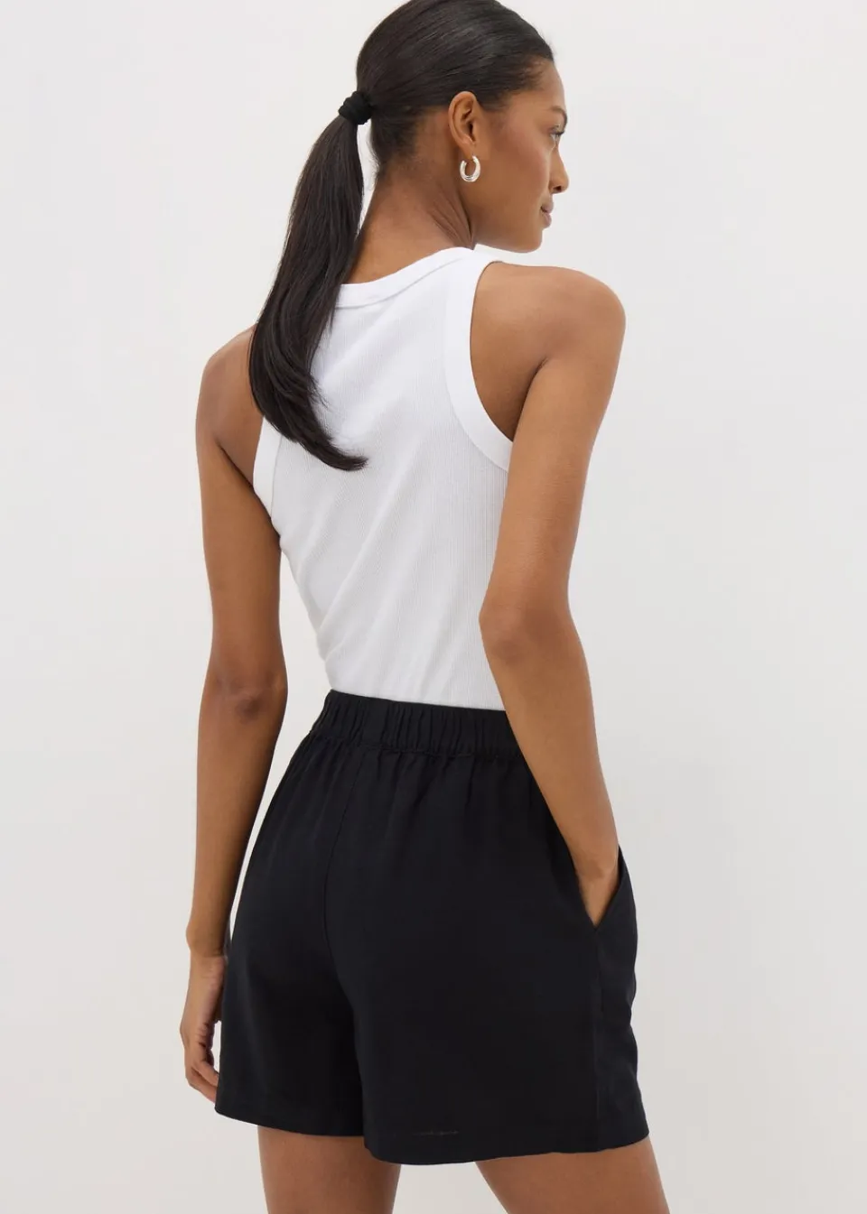 Shorts>Papaya Black Linen Blend Shorts