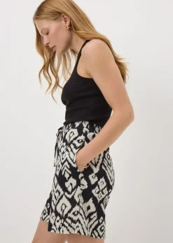Shorts>Papaya Black Mono Crinkle Shorts