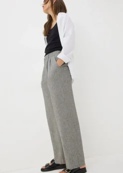 Trousers><noscript><img width=