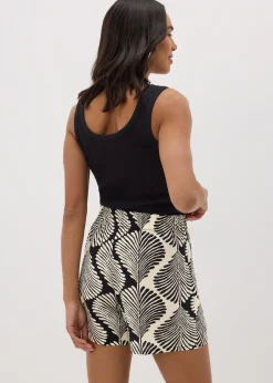 Shorts>Papaya Black Monochrome Shell Shorts