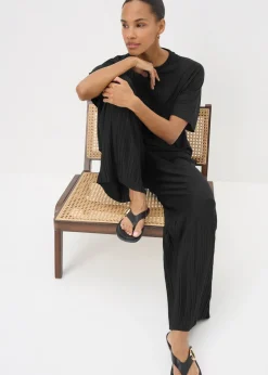T-Shirts>Papaya Black Plisse Co Ord T-Shirt