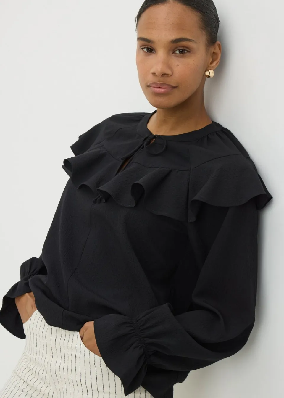 Tops>Papaya Black Ruffle Tie Neck Blouse