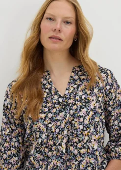 Tops>Papaya Black Seersucker Floral V-Neck Blouse
