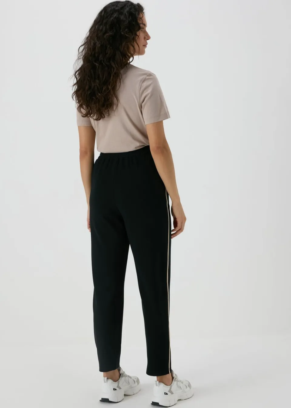 Trousers>Papaya Black Tapered Side Pipe Detail Jogging Bottoms