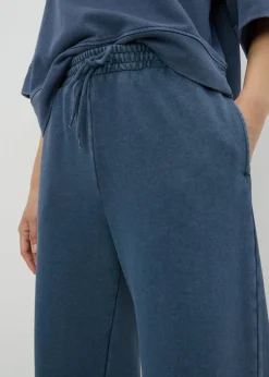 Trousers><noscript><img width=