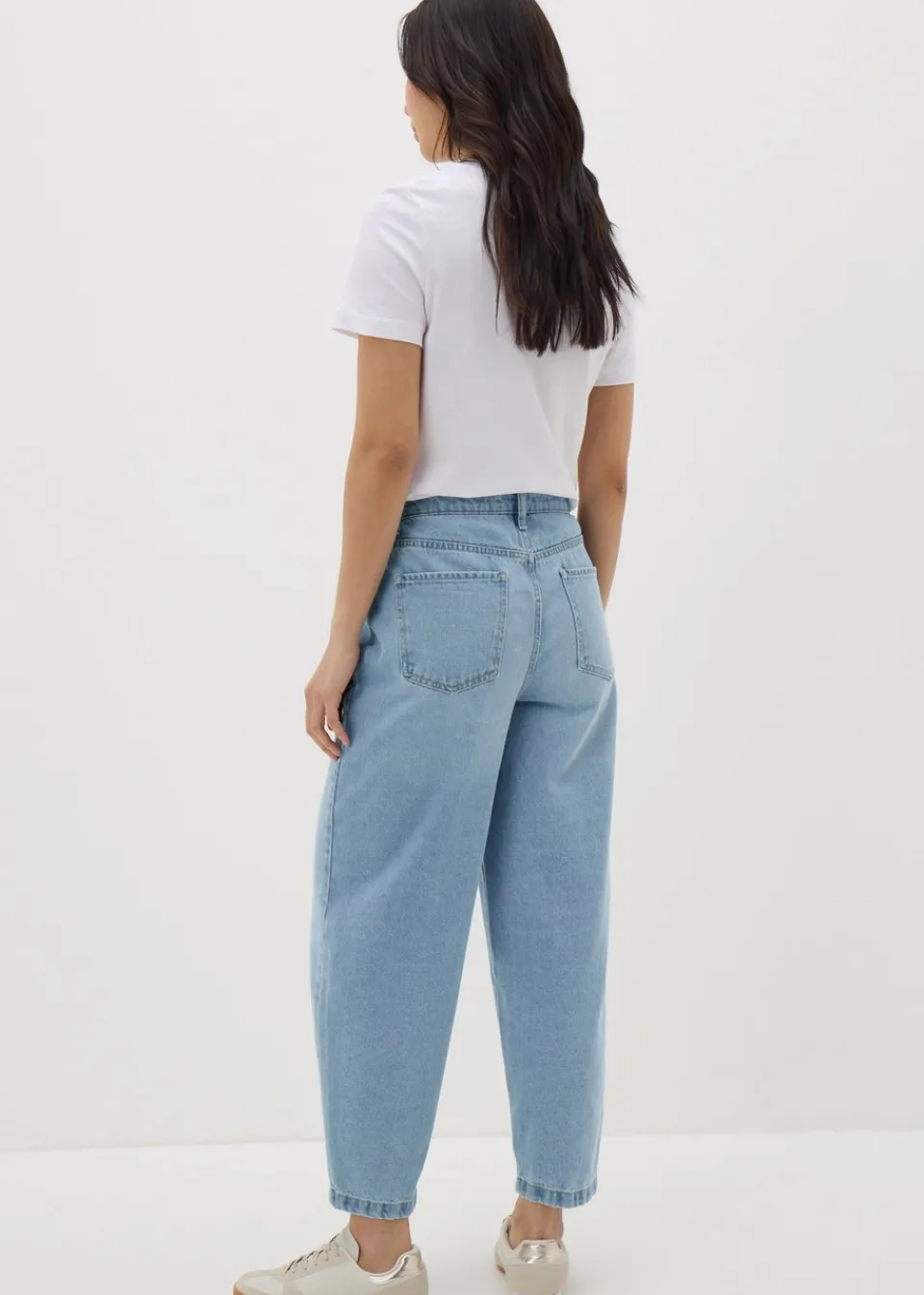 Jeans & Jeggings>Papaya Denim Blue Light Wash Barrel Leg Jeans