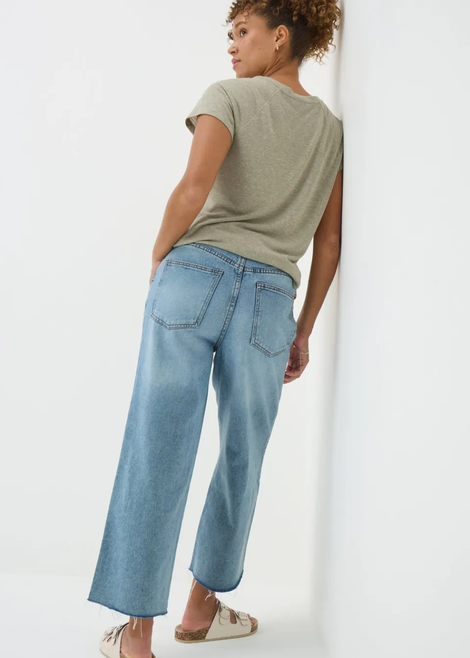 Jeans & Jeggings>Papaya Denim Blue Light Wash Wide Leg Cropped Jeans