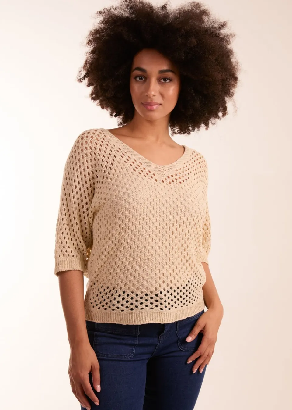 Tops>Blue Vanilla Beige Crochet V Neck Top