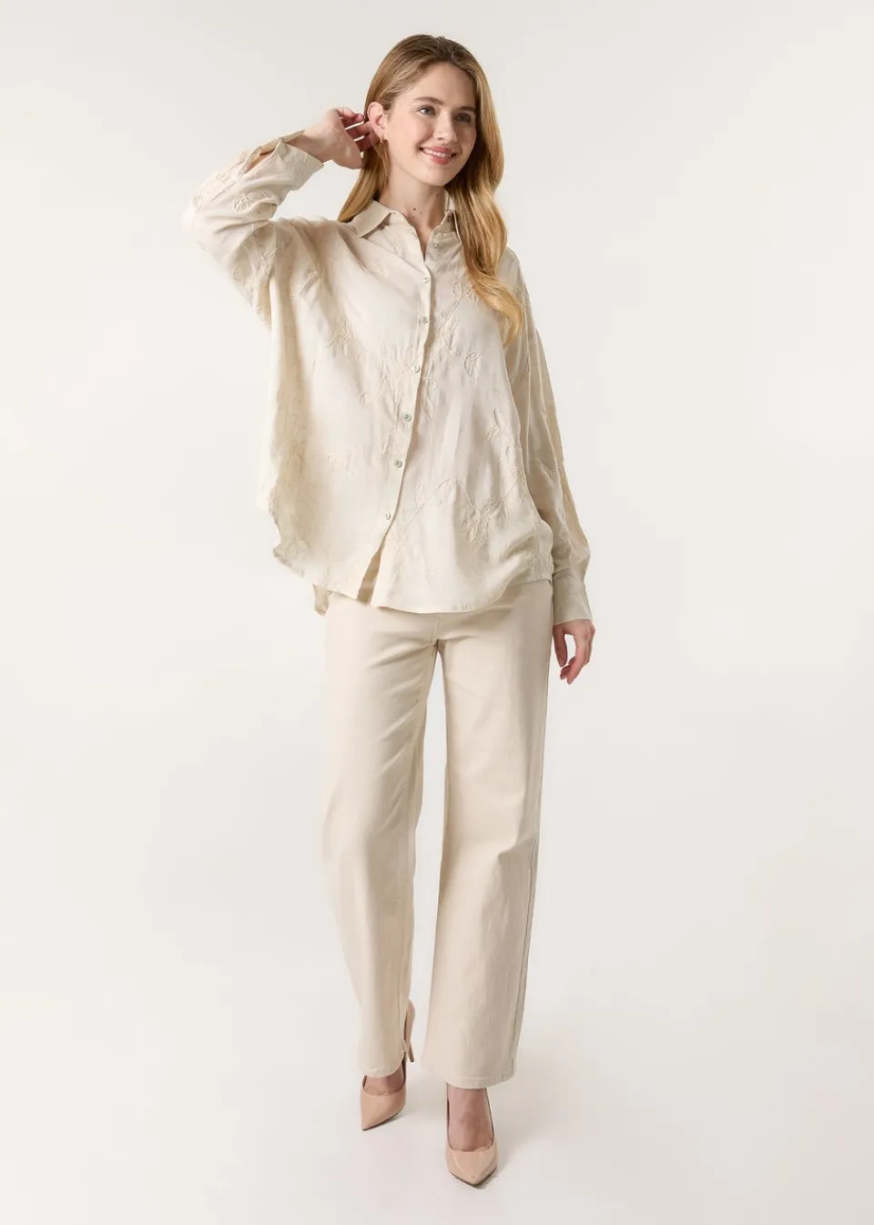 Tops>Blue Vanilla Beige Embroidered Linen Shirt
