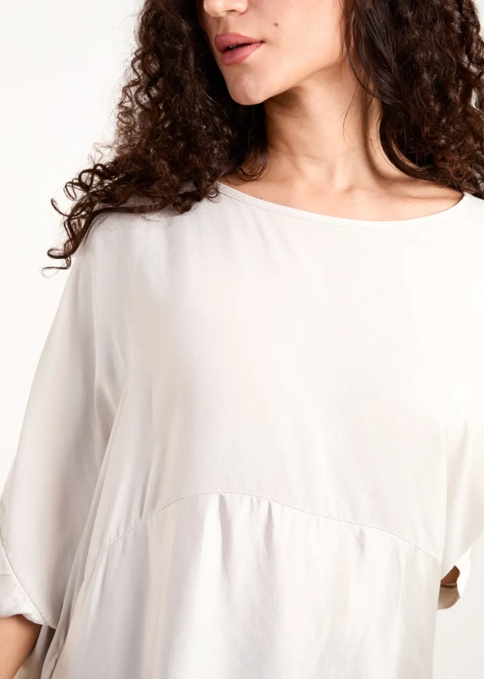 Tops>Blue Vanilla Beige Oversized Round Neck Contrast Top