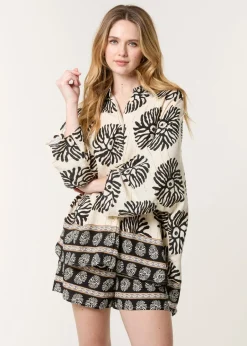 Tops>Blue Vanilla Black Abstract Oversized Shirt