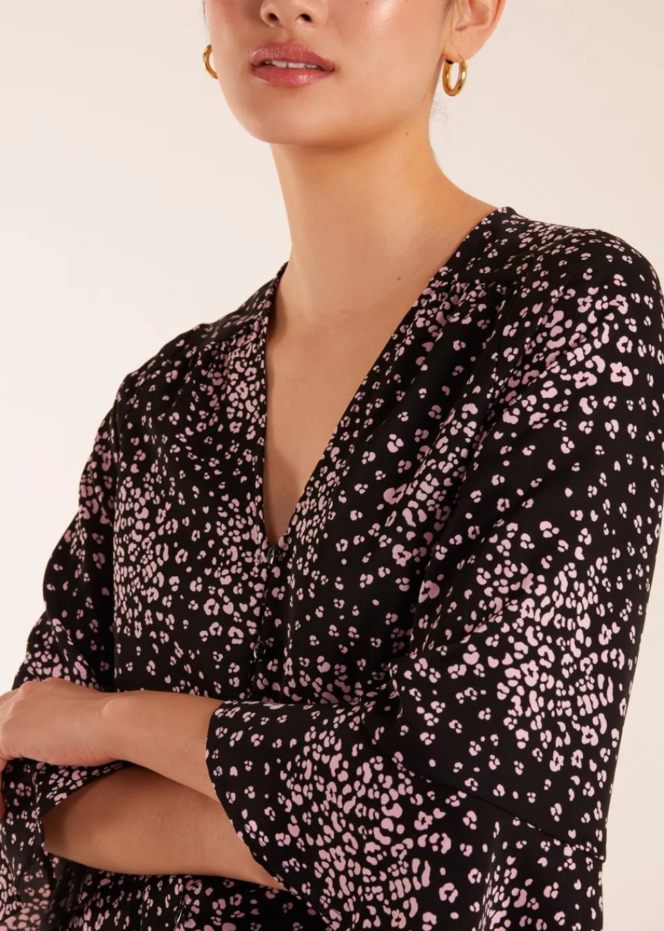 Tops>Blue Vanilla Black Button Front V Neck Flounce Blouse