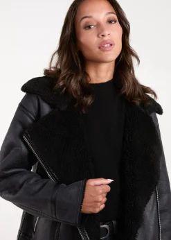Coats & Jackets><noscript><img width=