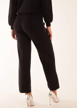 Trousers><noscript><img width=