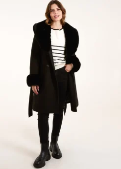 Coats & Jackets><noscript><img width=