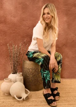 Trousers><noscript><img width=