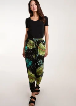 Trousers><noscript><img width=
