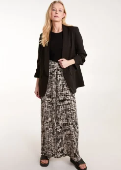 Trousers><noscript><img width=