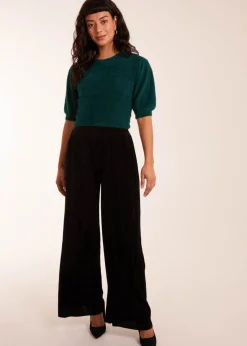 Trousers><noscript><img width=