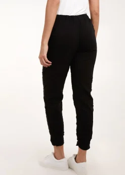 Trousers><noscript><img width=