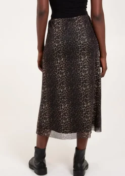 Skirts><noscript><img width=