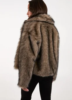 Coats & Jackets><noscript><img width=