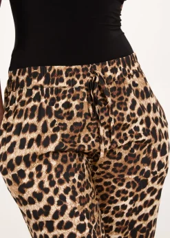 Trousers><noscript><img width=