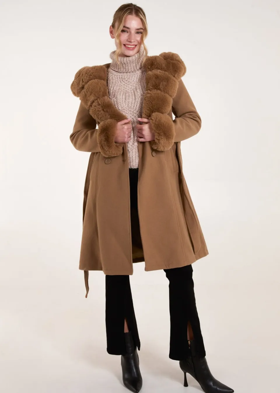 Coats & Jackets>Blue Vanilla Camel Faux Fur Trim Double Breasted Coat