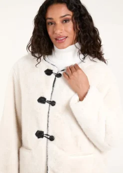 Coats & Jackets><noscript><img width=