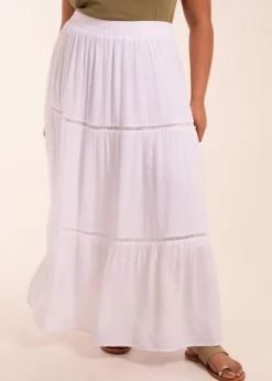 Skirts><noscript><img width=