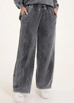 Trousers><noscript><img width=