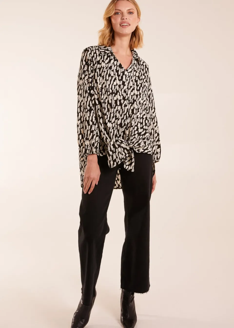 Tops>Blue Vanilla High Low Hem Tie Knot Blouse