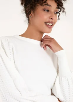 Knitwear><noscript><img width=
