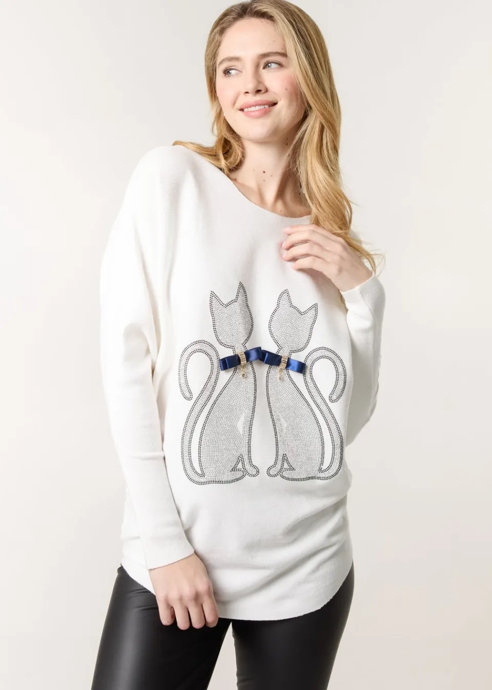 Tops>Blue Vanilla Ivory Embellished Cat Jumper