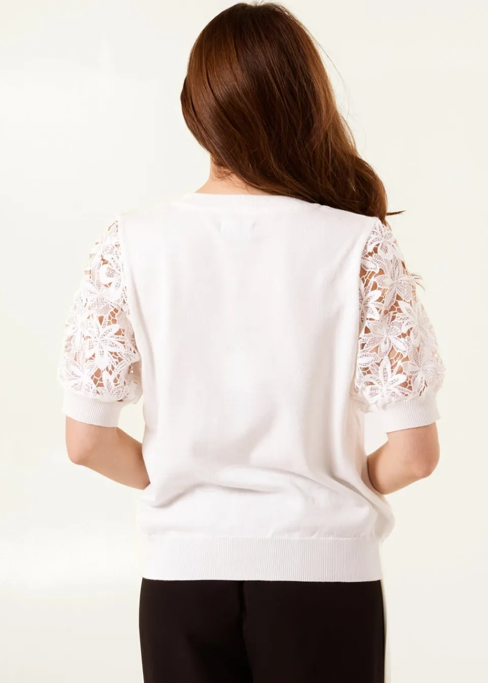 Tops>Blue Vanilla Ivory Embroidered Sleeve Top