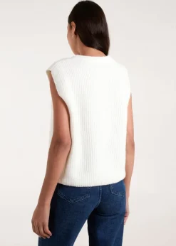 Tops><noscript><img width=
