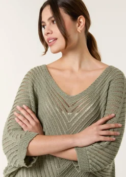 Knitwear><noscript><img width=