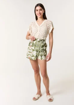 Shorts>Blue Vanilla Khaki Geometric Print Wrap Belted Shorts