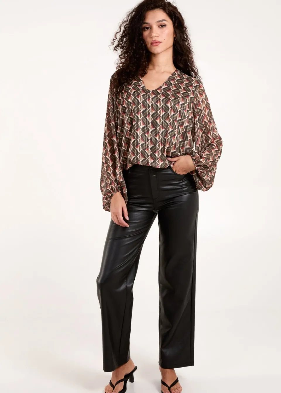 Tops>Blue Vanilla Khaki Geometric Print V Neck Bubble Hem Top
